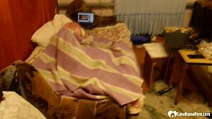 Stepsister fucked doggystyle in bed by amateur