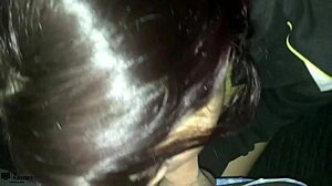 Mi cachonda hermanastra Mafer gives careless blowjob.