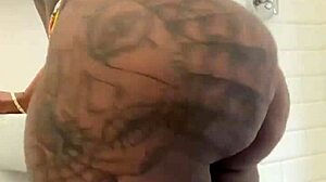 Cushkingdom fucks my asshole in the shower