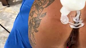 Treasure Hunter Explores Garage in Homemade Anal Adventure