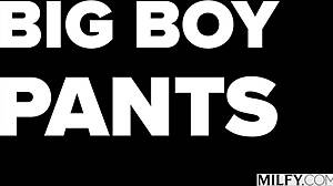 Fit yoga milf Medusa rides young stud’s cock endlessly