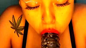 blue swapped cock for a huge dildo and took it all 😜