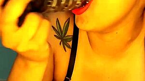 blue swapped cock for a huge dildo and took it all 😜