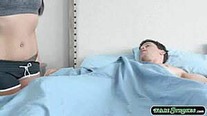 Маленькая латина падчерица платит за трах с отчимом за деньги