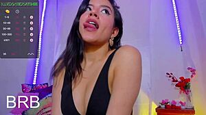 bet you can't resist how i wiggle my ass on webcam