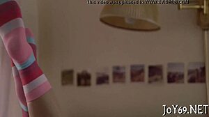 teen fur pie in a kinky solo game