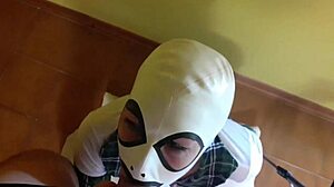 Laura on heels in amateur 2021 video exploring pov moments