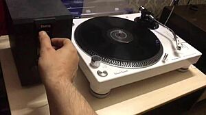 Internetspb guy hunts for massive cocks to suck in wild gay oral