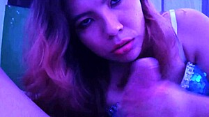 Realmente Ella Disfruta Mamar Mi Polla