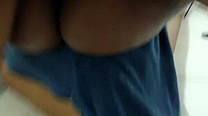 Magnate's Wife Sucking Huge Cock!