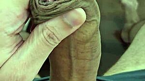 novinho, you jerking off and cumming for the neighbors?