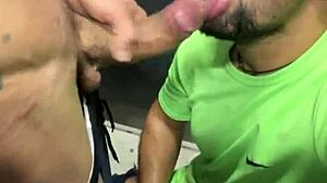 Man, this dotado safado gets sucked off in the bathroom and almost got caught! Full sheer action!