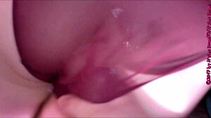 wie geil ist das denn, bbw fucking barefoot with big ass