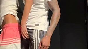 Comi o cuzinho do meu vizinho