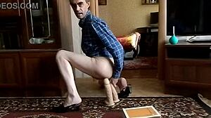 Transvestit Ksyusha Farts Anal With Dildo