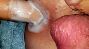 love my ass throbbing with that toy!