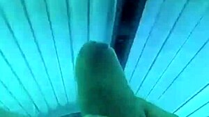 Chris Diamond masturbates and cums for naughty fans 😈