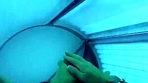 Chris Diamond masturbates and cums for naughty fans 😈