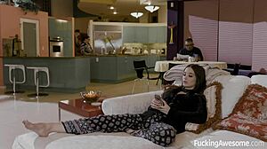 Bad girl Gia Paige, let’s dive into that muff!