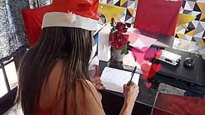 Esperando Peru de Natal Delivery in Sexy Solo Flash