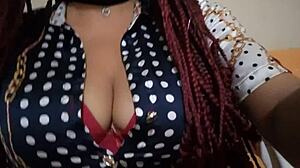 dude, la novia de mi compañero wants to fulfill a fetish, touching herself sexy at work! 😍