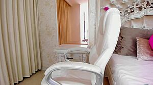 Shantallknowless live camshow