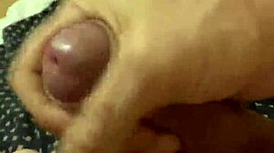 gay stud tirando leite gostoso, wanna see the cumshot?