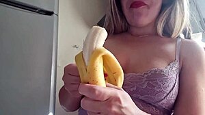 I’m obsessed with Gostosa cooking while teasing her natural tits.