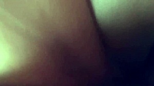 Me la cojo en todo el ancho de mi cama