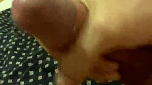 gay stud tirando leite gostoso, wanna see the cumshot?