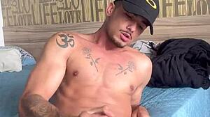 Sensual teen beats a delicious handjob