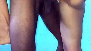 Amigo ofrece a su esposa como depósito de esperma para una bbc negra