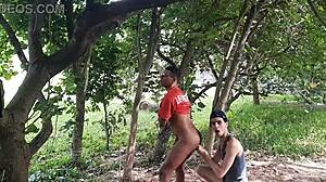 Fodendo depois do futebol e sendo flagrados trepando - full sheer com