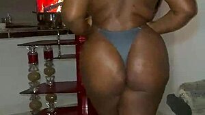 Teaching my stepsister to screw, she learned super fast!