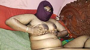 Office Affair! Secretary Gets Wild With Boss In The Office!