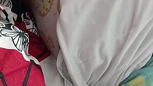 I masturbate while my wife does her nails