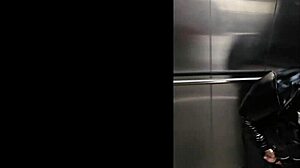 I Craved La Madrastra de Mi Vecina in Medellin Colombia Elevator