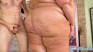 Bulky Plumper Erin Green Dominates Man Half Her Size in Bed