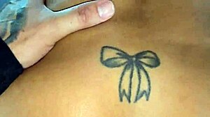 Fodi hot brunette Kel Macettare at condo gym