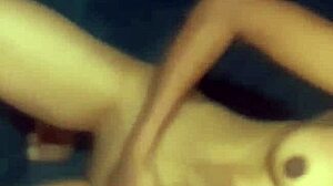 Te quiero comer ese culito, latina colombiana, con ese gran trasero natural