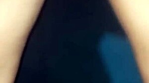 Te quiero comer ese culito, latina colombiana, con ese gran trasero natural