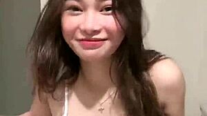 titstoker girl with big boobs