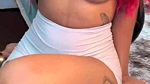 rosa vermelha's delicious pussy licked by european teen