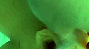 Comiéndole el coño a esta venezolana bien sabroso ella me dijo que si novio no le hechaba la leche adentro