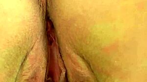 Британски MILF-и Лулу Лъш и Алиша Райдс разтърсват чорапи в HD действие