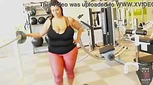 Does Rome Major Fuck Her Throat