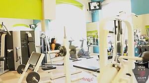 Does Rome Major Fuck Her Throat