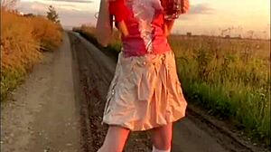 sexy dance by curvy elza kom turns wild