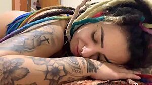 Massaging my cousin in public got her so aroused