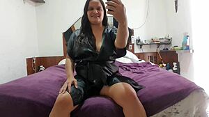 I love married men and get all wet for them.